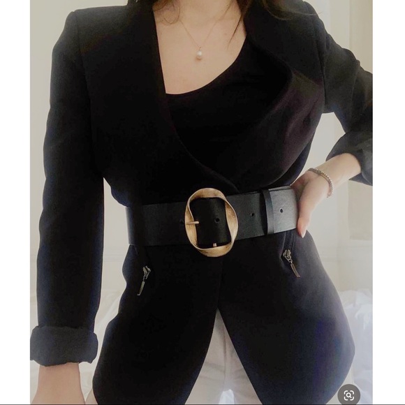 TWISTED BUCKLE BELT - Picture 3 of 8